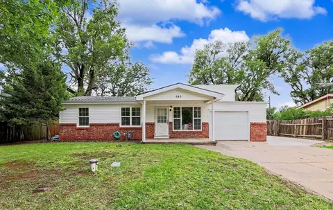 545 S Queen, Maize, KS 67101
