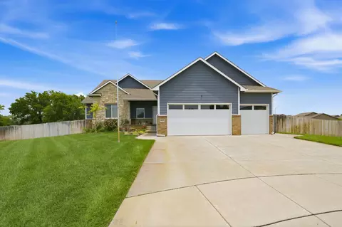 6410 S Jade Ct, Derby, KS 67037
