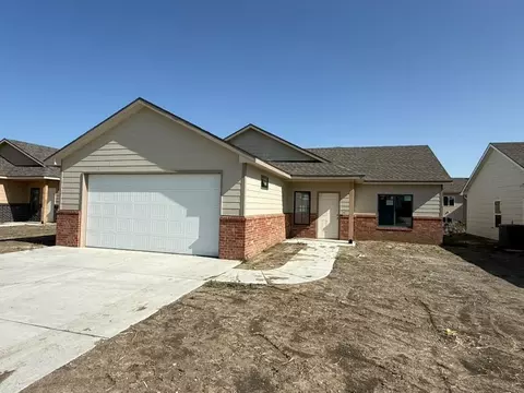 5109 N Toben Ct, Bel Aire, KS 67226