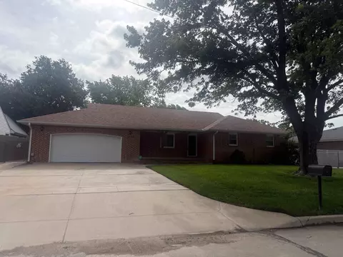 2550 S Pattie St, Wichita, KS 67216
