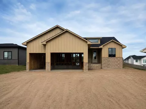 5758 N Edwards St, Wichita, KS 67204