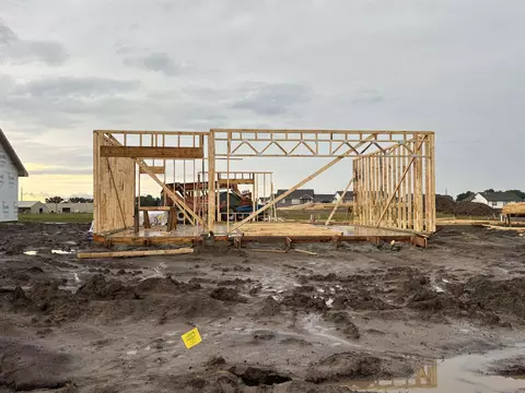 136 E Hickam St, Derby, KS 67037