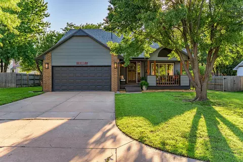 2337 S Linden Cir, Wichita, KS 67207