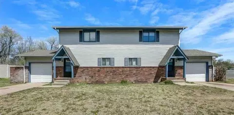 140 E 142 E Wood Ave, Clearwater, KS 67026