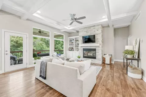 Living - 831 E Ruby Ct, Mulvane, KS 67110 photo 3 of 3
