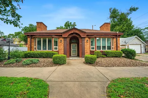 145 N Phillips, Salina, KS 67401