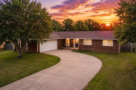 550 N Parallel Dr, Andover, KS 67002