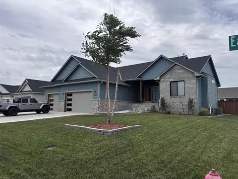 2729 N Eagle Ct, Wichita, KS 67226