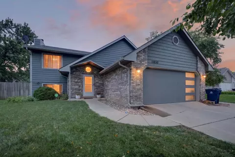 11850 W Neville Ct, Wichita, KS 67205