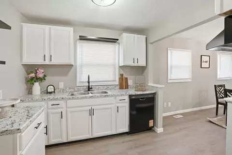 500 S Derby, Derby, KS 67037 photo 10