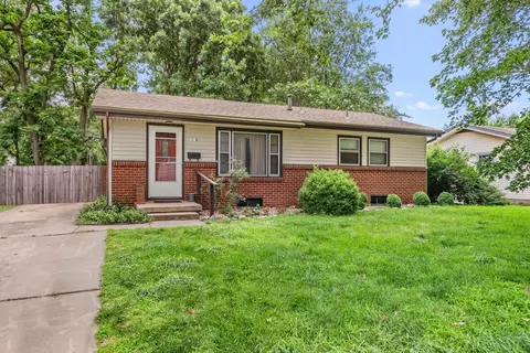 1838 N Mccomas Ave, Wichita, KS 67203