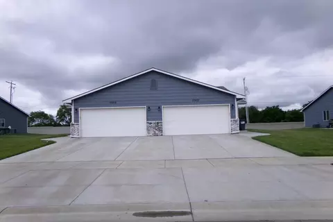 10602-10604 E Conifer St #10604, Wichita, KS 67207