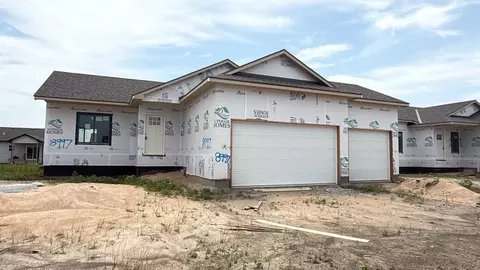 8997 E Joshua St, Bel Aire, KS 67226