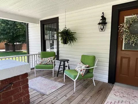 Exterior - 1007 E 14th, Winfield, KS 67156 photo 5 of 7