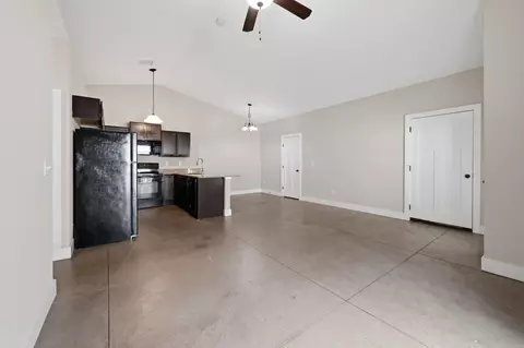 Other - 643 E Mulvane St, Mulvane, KS 67110 photo 6 of 8