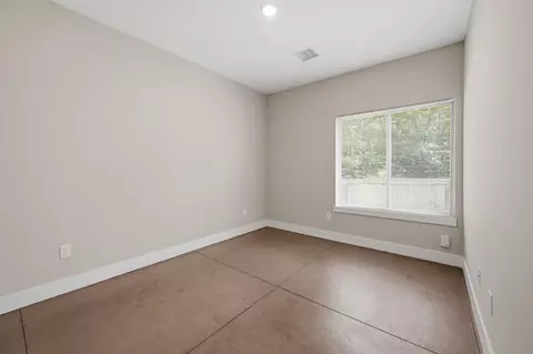 Bedroom - 643 E Mulvane St, Mulvane, KS 67110 photo 3 of 4