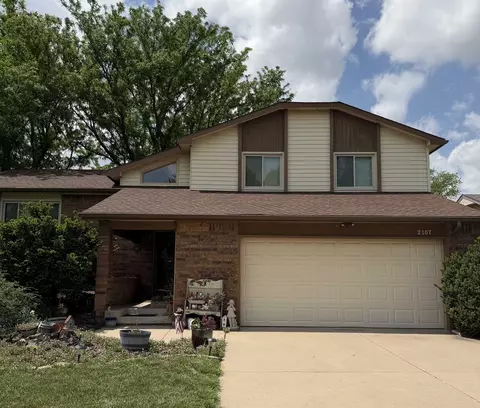2107 N Murray Cir, Wichita, KS 67212