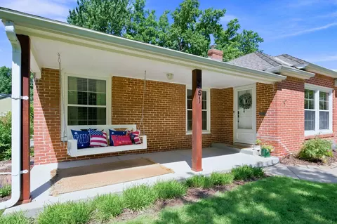 251 N Parkwood Ln, Wichita, KS 67208