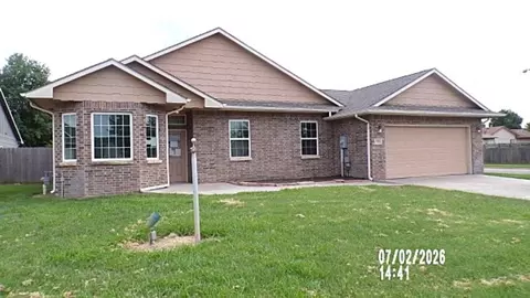 1850 S Lark Ct, Wichita, KS 67209