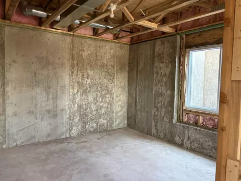 Bedroom - 213 E Hanscom St, Derby, KS 67037 photo 4 of 4