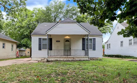 615 S Broadview Ave, Wichita, KS 67218