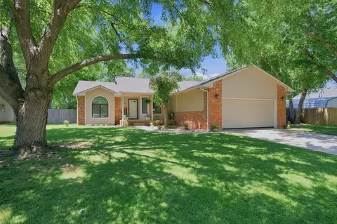3639 S Gilda St, Wichita, KS 67215