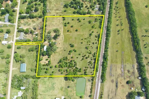 8901 S Exposition St, Haysville, KS 67060