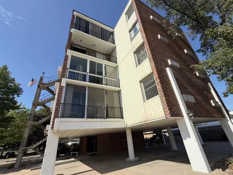 330 W Central Ave #3C, El Dorado, KS 67042