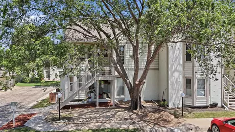 8018 E Woodspring Way #301, Wichita, KS 67226