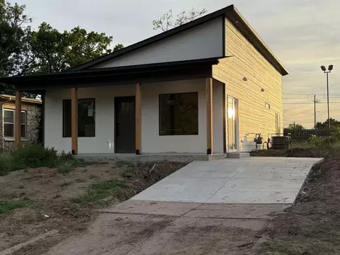 1327 N Holyoke, Wichita, KS 67208