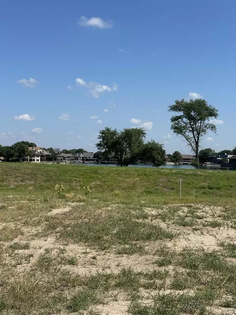 3026 Driftwood #VACANT, Wichita, KS 67204