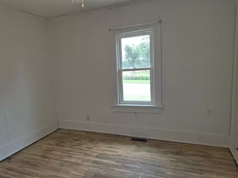 Bedroom - 1301 N Main St, Eureka, KS 67045 photo 4 of 4