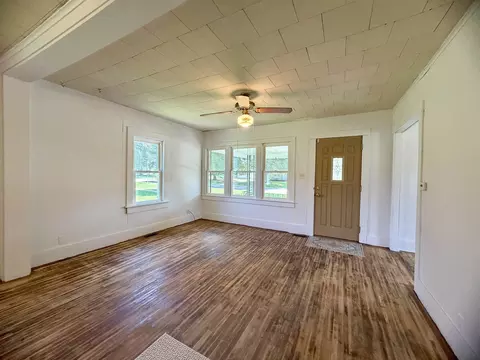 Living - 1301 N Main St, Eureka, KS 67045 photo 2 of 2