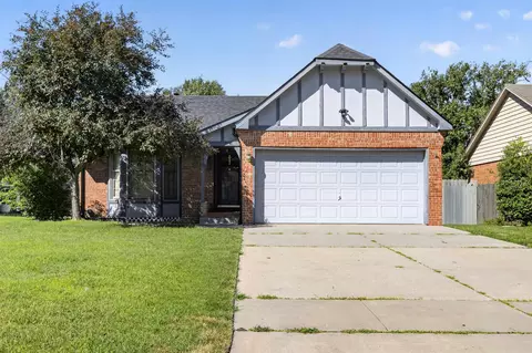 9319 E Skinner St, Wichita, KS 67207