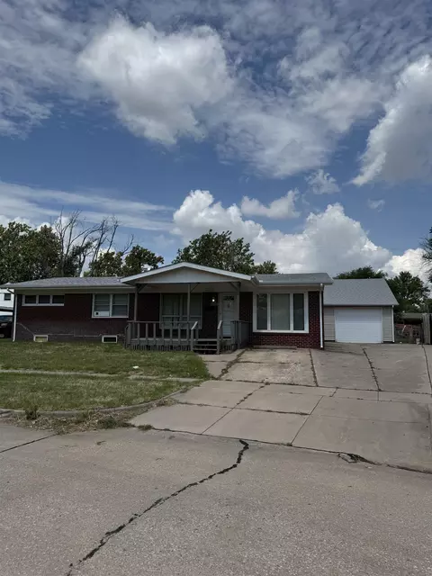 3401 S Laura Ave, Wichita, KS 67216