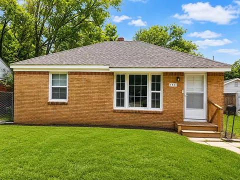 1921 N Madison Ave, Wichita, KS 67214