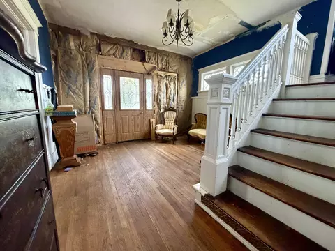 Entry Way - 320 N Maple, Eureka, KS 67045 photo 1 of 2