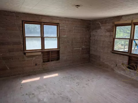 Bedroom - 731 Bluff, Augusta, KS 67010 photo 2 of 5