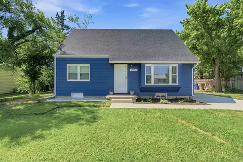 2013 E Fairchild #ST, Park City, KS 67219