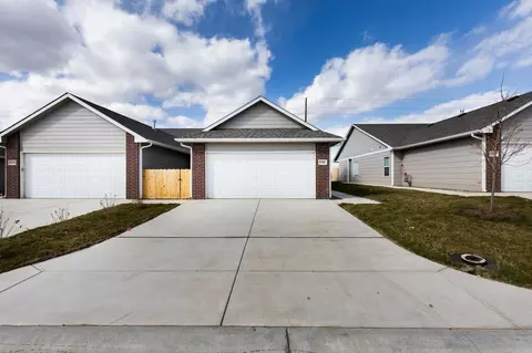 5407 N Colburn Ct, Wichita, KS 67220