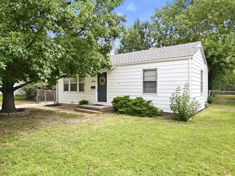 1650 N High St, Wichita, KS 67203