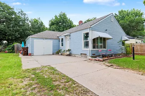 1048 N Pershing St, Wichita, KS 67208