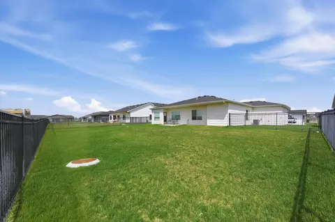 Exterior - 1017 Long Path St, Goddard, KS 67052 photo 5 of 6