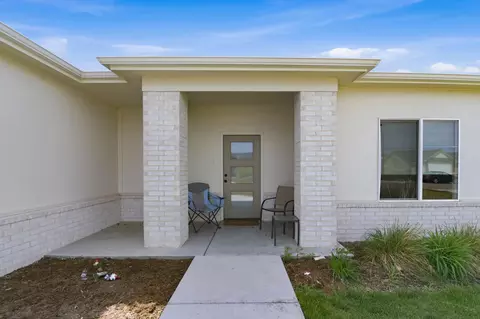 Exterior - 1017 Long Path St, Goddard, KS 67052 photo 2 of 6
