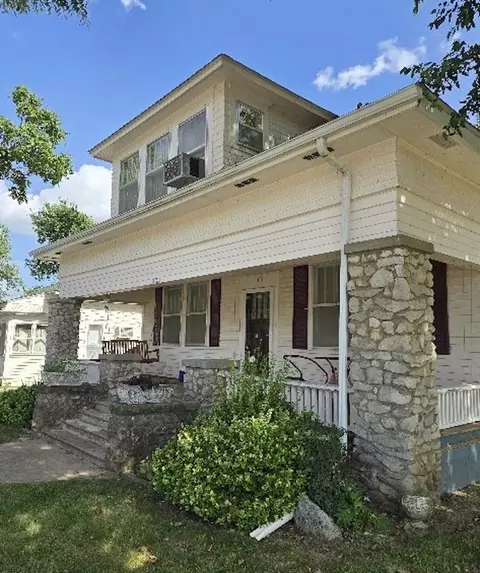 Exterior - 115 E 2nd, Moline, KS 67353 photo 2 of 7