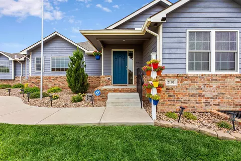 2102 S Cranbrook St, Wichita, KS 67207