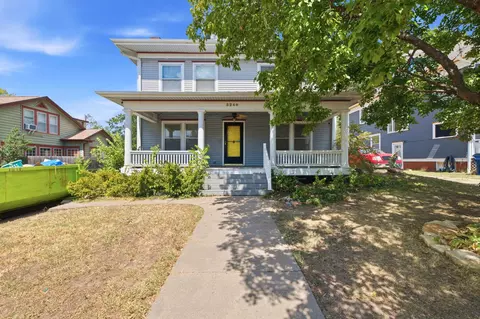 3240 E Country Club Pl, Wichita, KS 67208