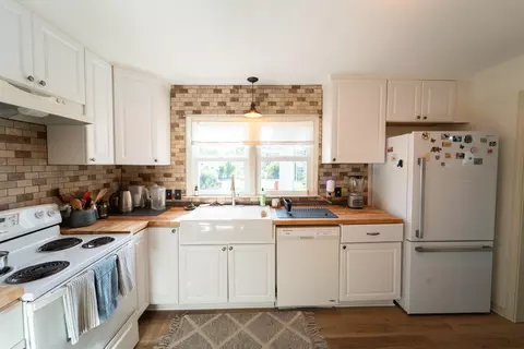Kitchen - 215 Spruce, Halstead, KS 67056 photo 6 of 7
