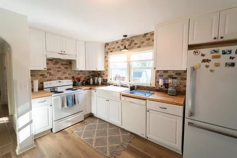 Kitchen - 215 Spruce, Halstead, KS 67056 photo 4 of 7