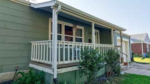 Exterior - 215 Spruce, Halstead, KS 67056 photo 2 of 7